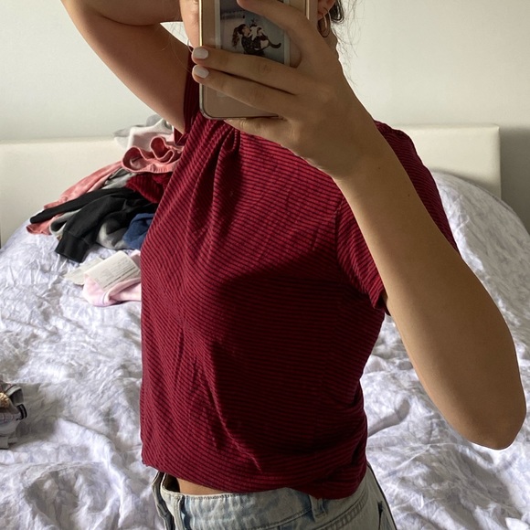 brandy melville t shirt - Picture 3 of 5